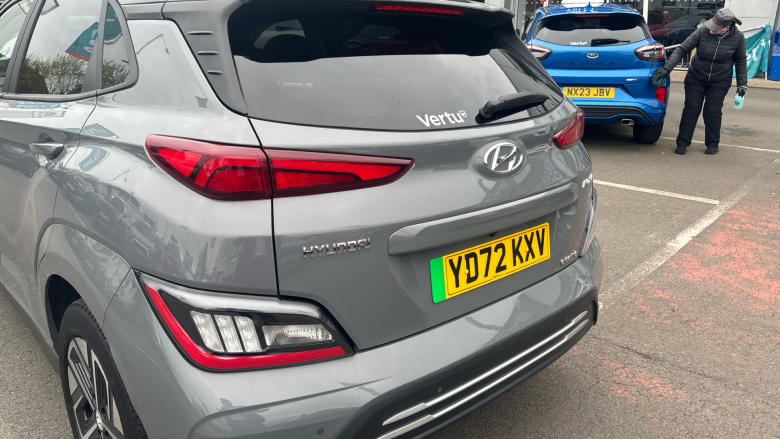 Hyundai KONA 100kW Premium 39kWh 5dr Auto Electric Hatchback